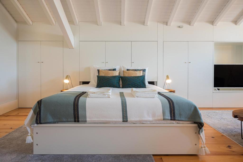 Campanha Apartment | Nautical Luxury Loft