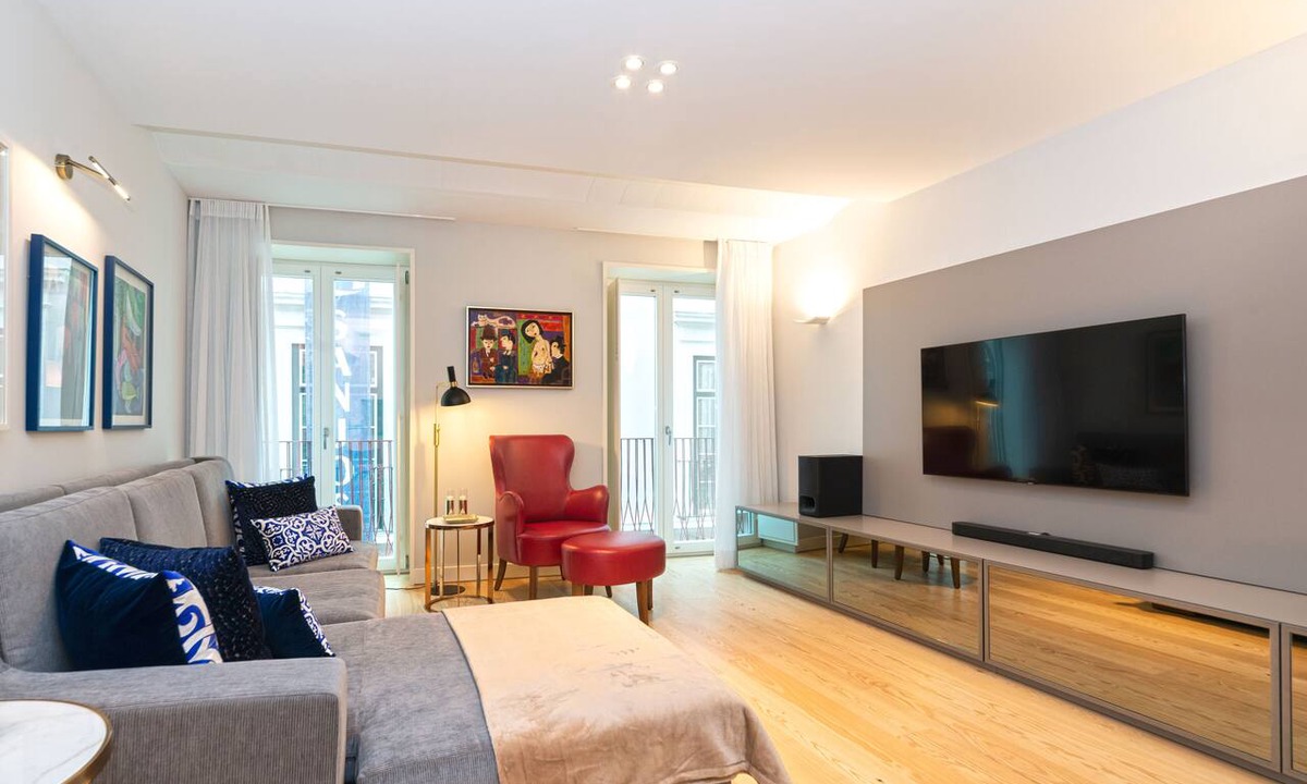 Encarnacao Apartment | NEW! Bairro Alto Premium Apartment