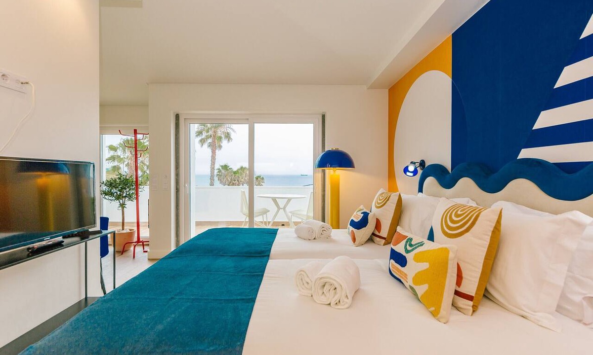 Estoril Apartment | NEW! ESTORIL SEAFRONT BALCONY STUDIO