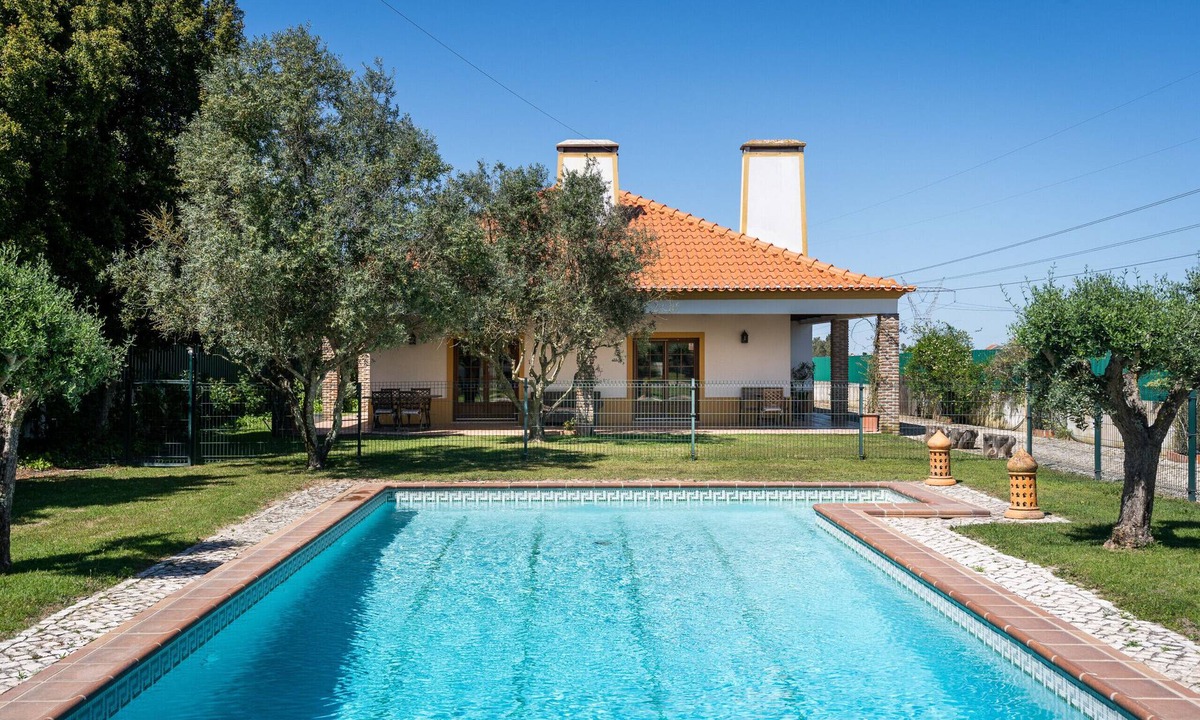 Setubal Ski Chalet | Palmela Quinta das Oliveiras - Hopstays