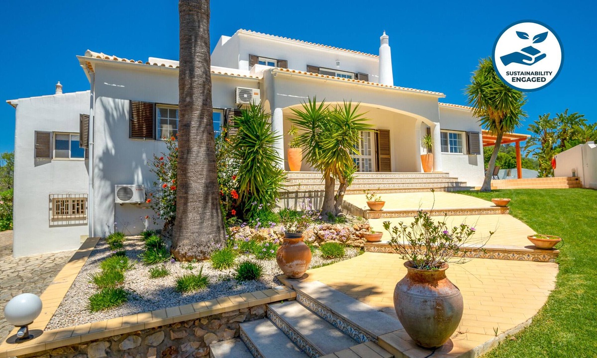 Almancil Villa | Peaceful villa with heatable pool in Almancil