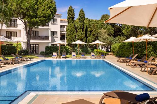 Olhos D'Agua Hotel | Pine Cliffs Suites