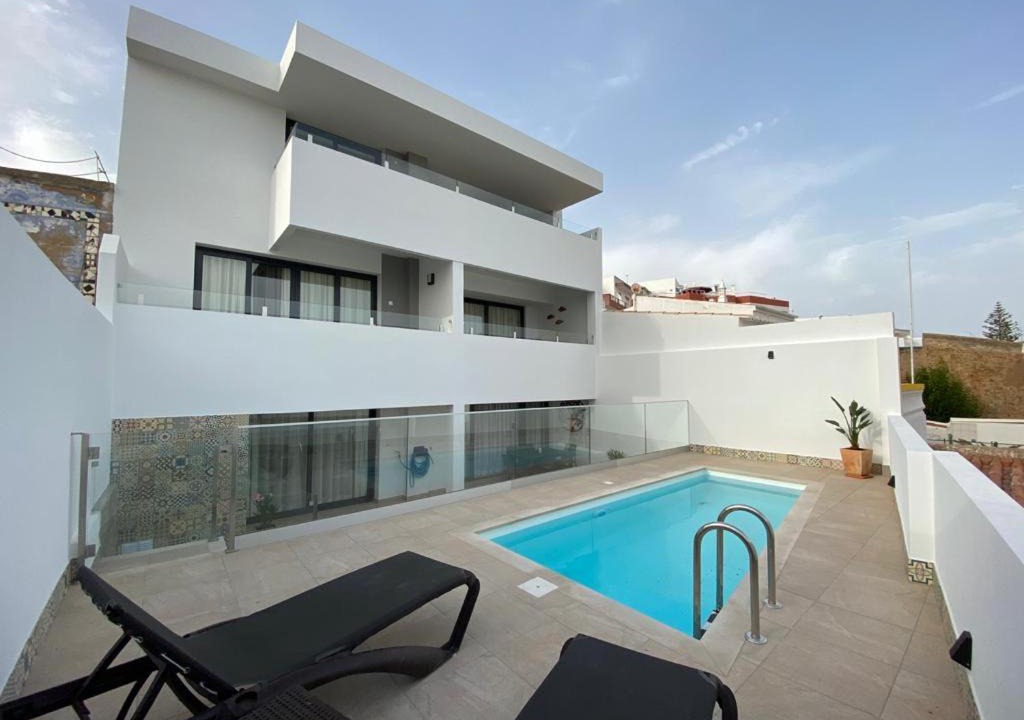Praia da Luz Apartment | Pool Apartment - 2-bed in Praia da Luz