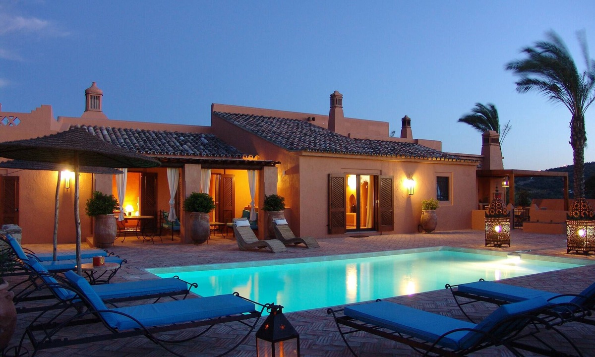 Murta Villa | Portuguese/Moroccan fusion - charming villa