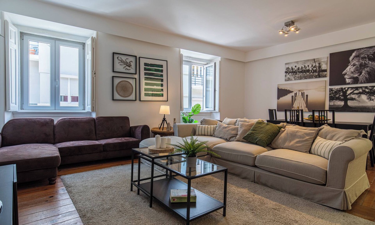 Sao Bento Apartment | Príncipe Real Light Filled Lisbon Home
