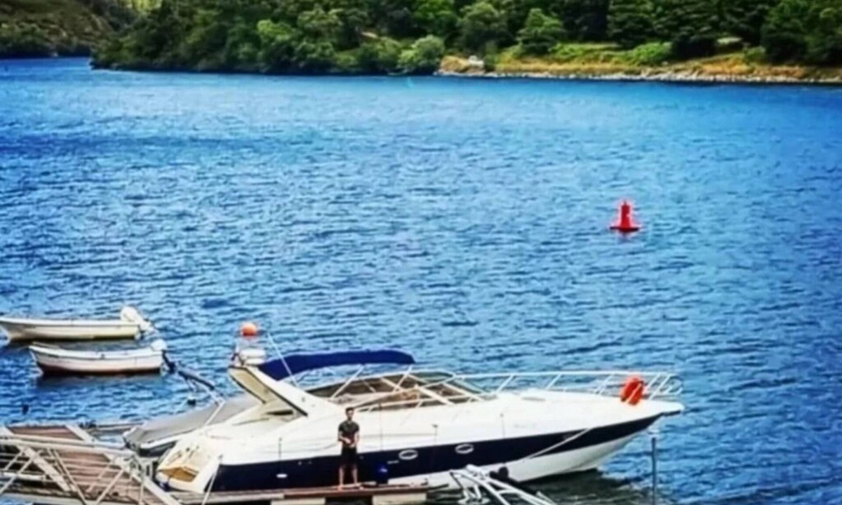 Gondomar Boat Rental | PRIVATE BOAT DOURO VALLEY/RIO DOURO