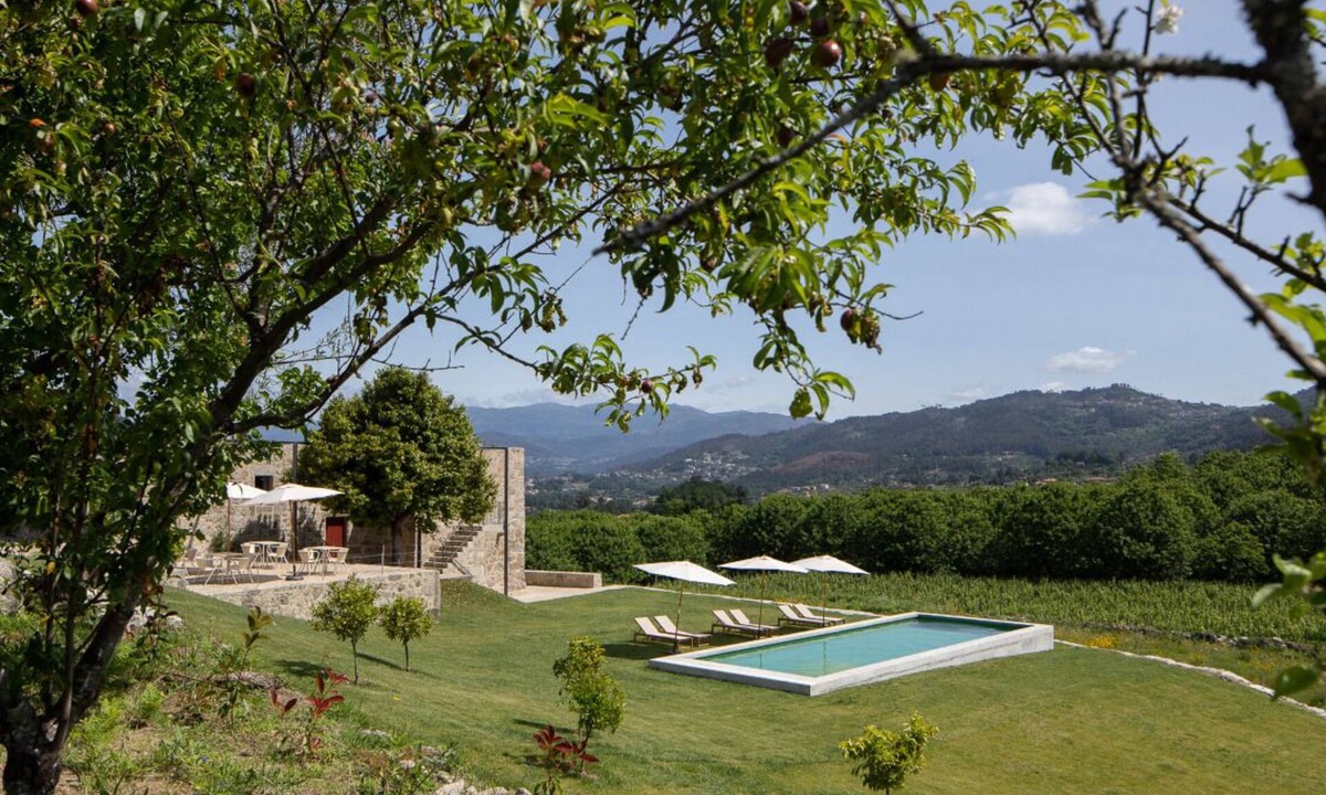 Crasto Other | Quinta do Outeiro 1598, Holidays or Getaways for families or groups of friends