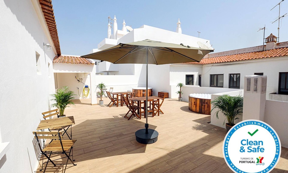 Alfarrobeira House | R - Bedroom 9 in Casa do Moinho Guesthouse