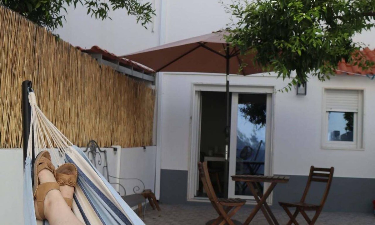 Vila Vicosa House | Refúgio Viçoso: Quiet Family Home with a Patio and 3 Air Conditioners)