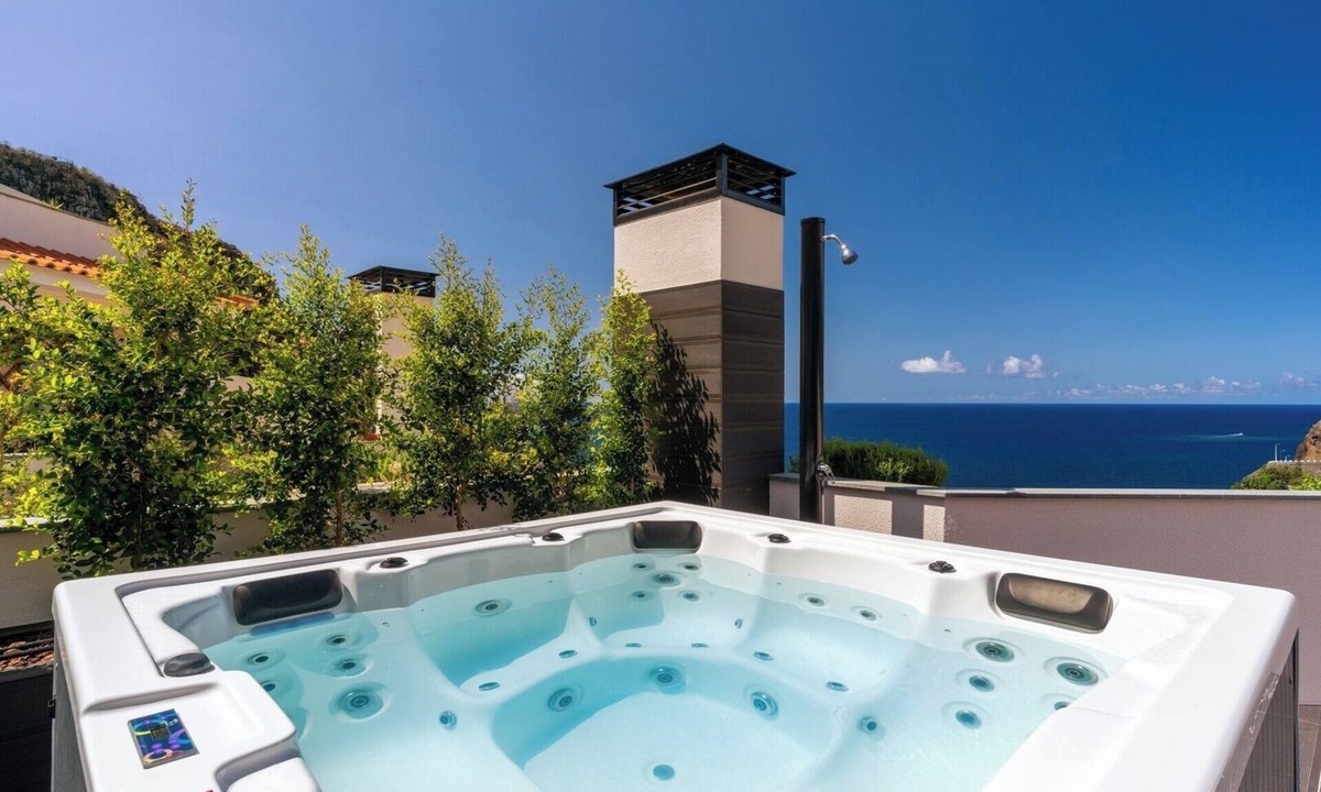 Ribeira Brava Apartment | Renala I-Apart. "With SPA”, by Pausa H. Rentals