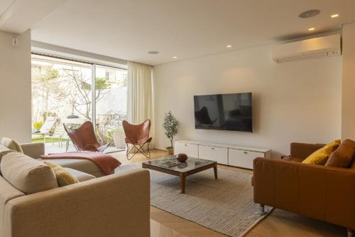 Belem Villa | Restelo Oasis by ClamaRetreats