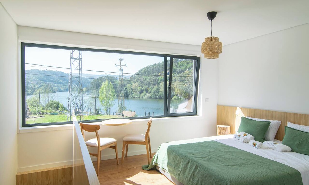 Santa Maria da Feira House | River Beach walking distance. Panoramic River Views. Air conditioning
