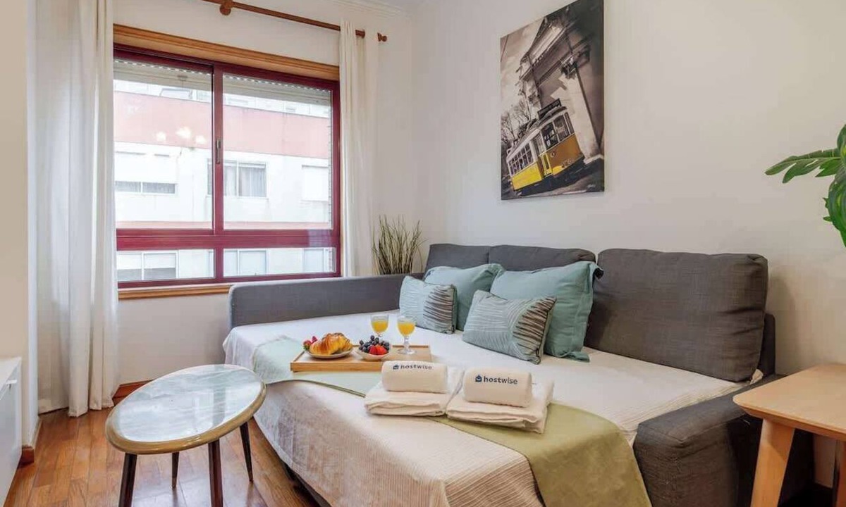 Boavista Apartment | Rustic Bright Flat | City Centre by Host Wise