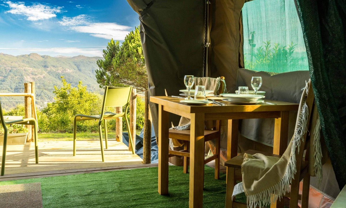 Ventosa RV Rental | Safari Glamping Portugal Koi Fish