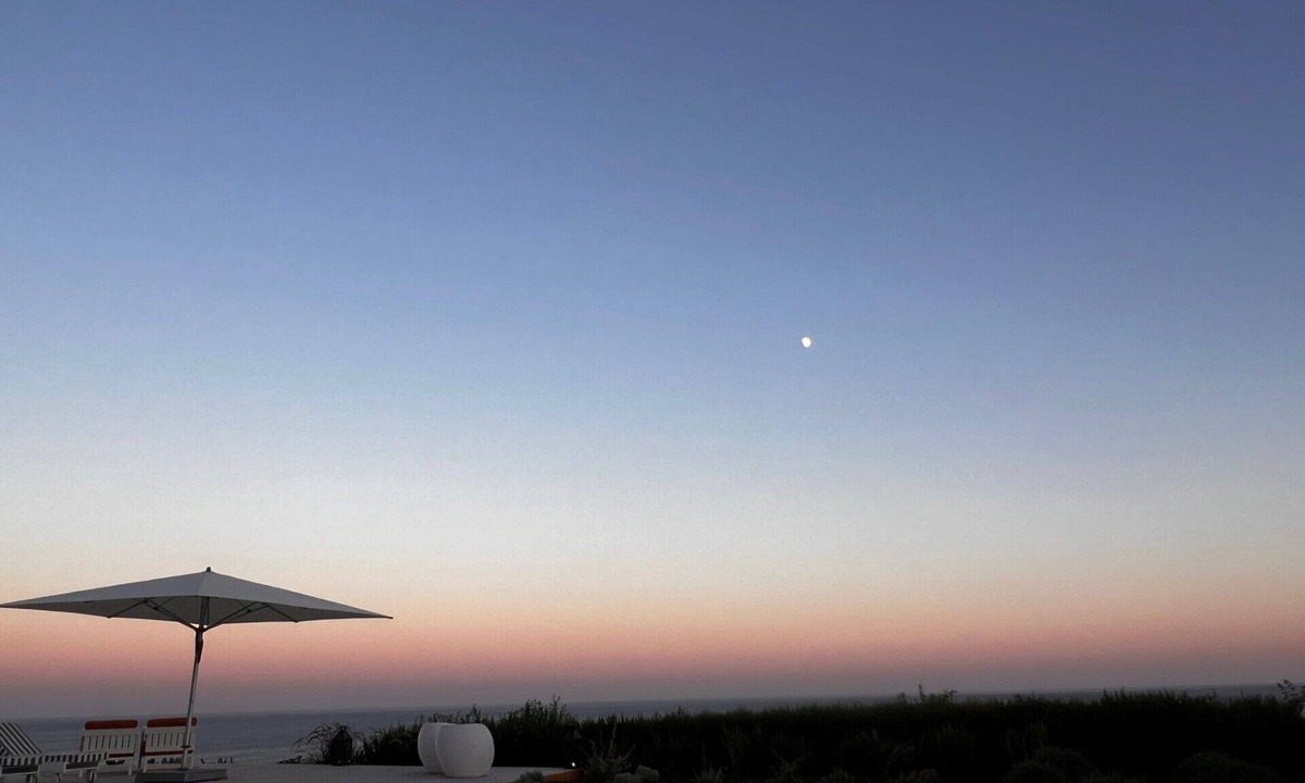 Lagos Hotel | Seaside Retreat Suite Perfect for Couples Enjoying Time in Nature – Algarve