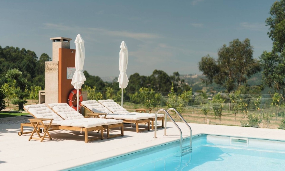 Pacos de Gaiolo House | Souto Village - Private Pool and Lemon Farm