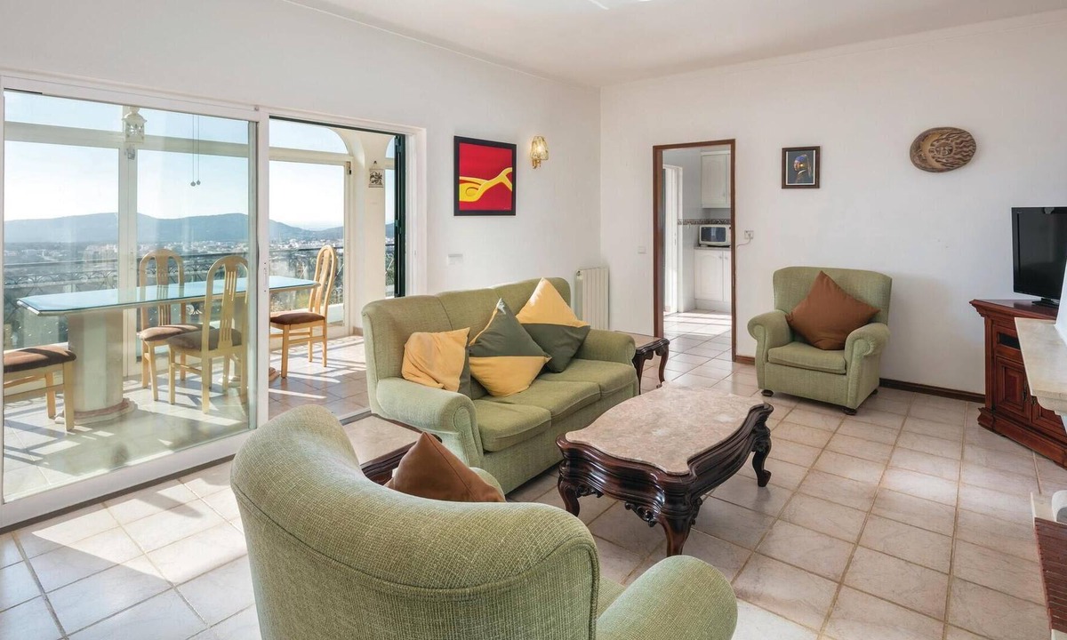 Campina House | Stunning Home in S.bràs de Alportel With 3 Bedrooms, Wifi and Outdoor Swimming Pool