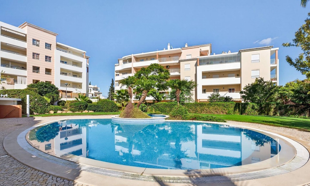 Portimao Apartment | T1 Acolhedor c/Piscina em Portimão by LovelyStay