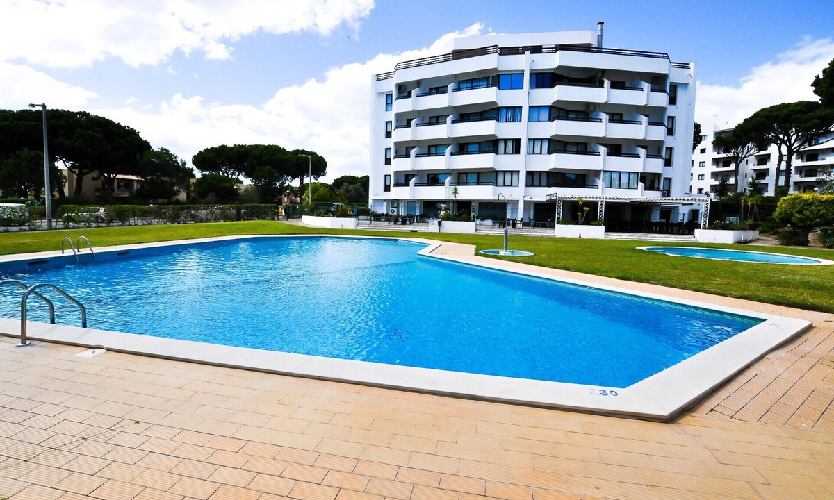 Vilamoura Apartment | T1 TENIS GOLFMAR - PISCINA- WIFI- VILAMOURA