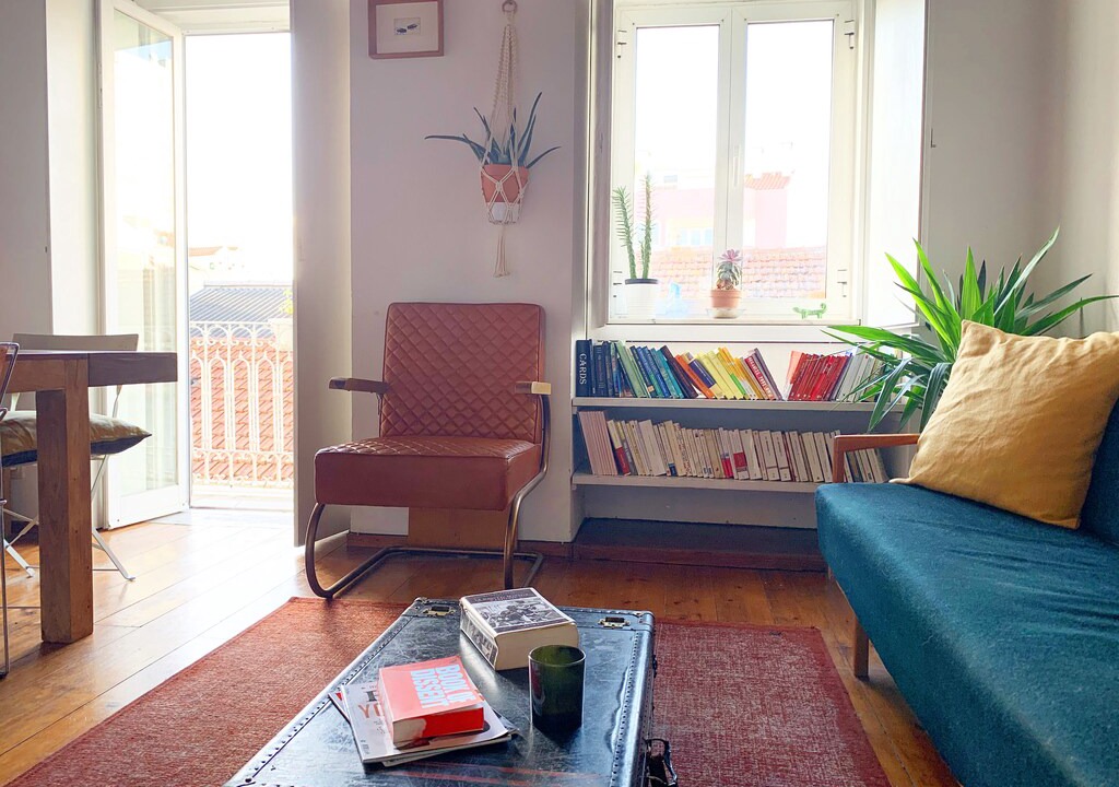 Santa Isabel Apartment | The Artist's Apartment in Campo de Ourique
