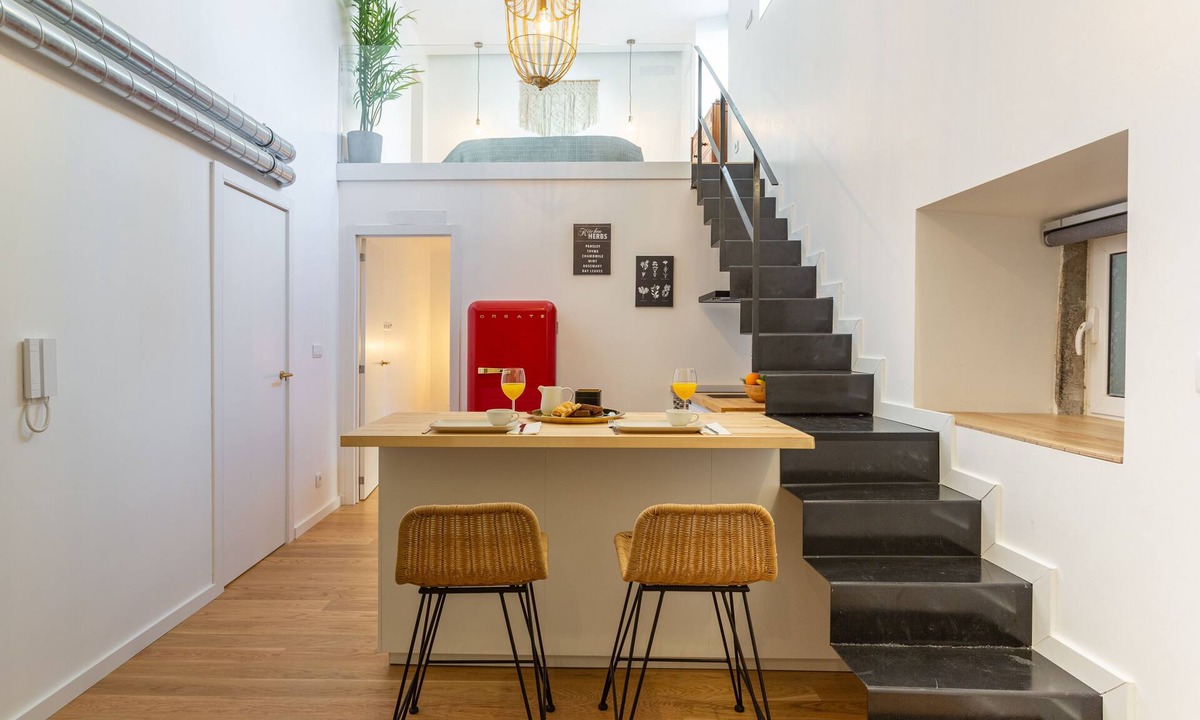 Santos Apartment | The Gold Artist 2 bedroom apartment with Terrace