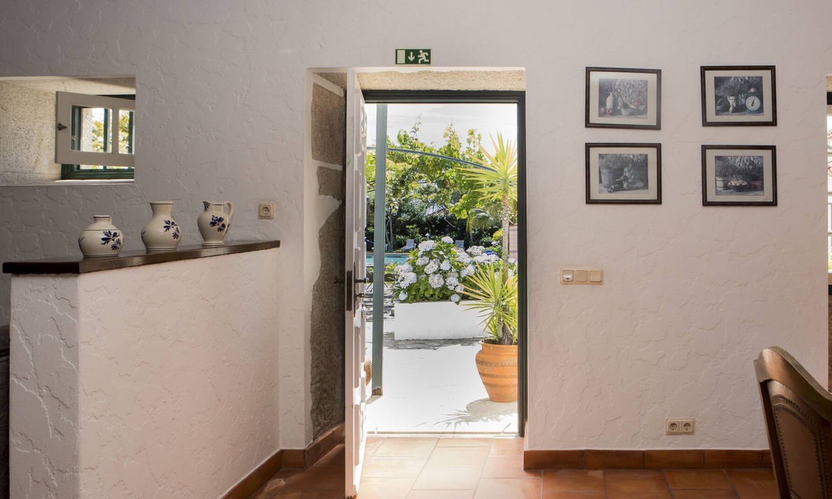 Areosa House | Vacation, beach, mountain