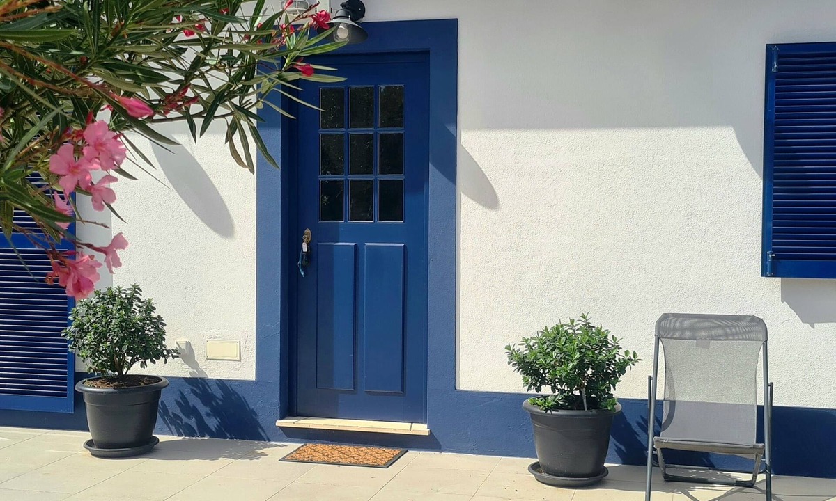 Obidos House | Vacation home in a rejuvenating natural setting close to the sea and shops