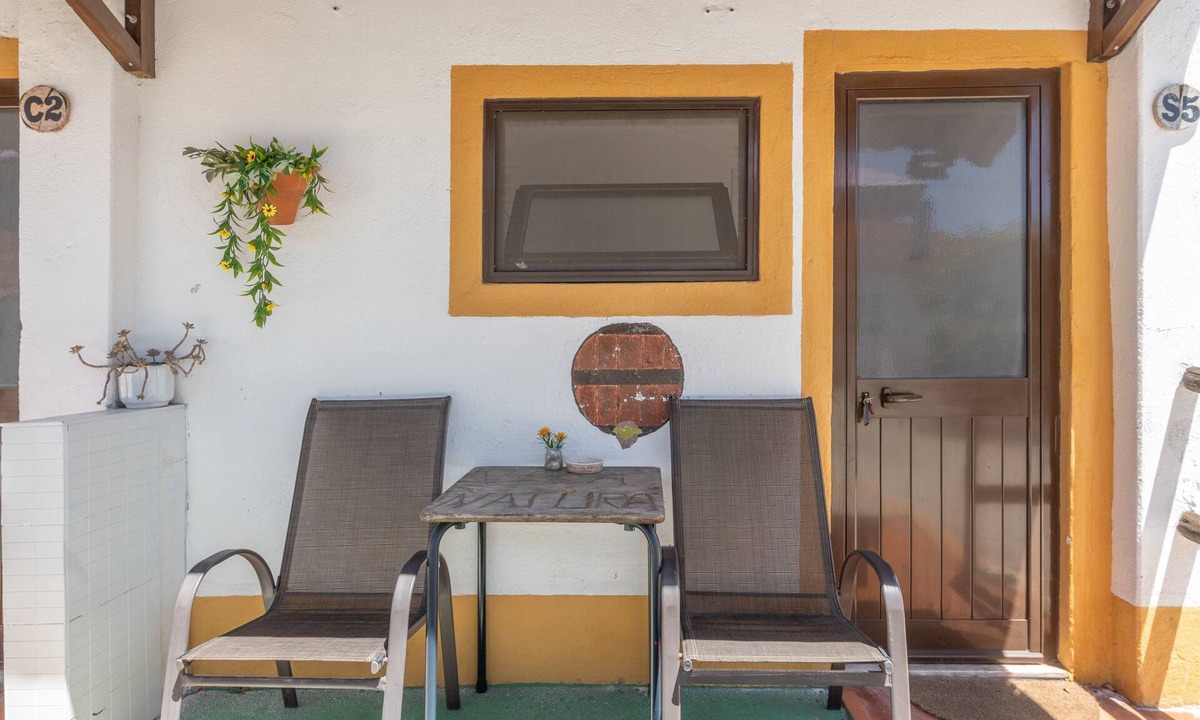 Barreiro Apartment | Vila Natura – Secret Retreat S5 with Shared Terrace & Garden, Wi-Fi