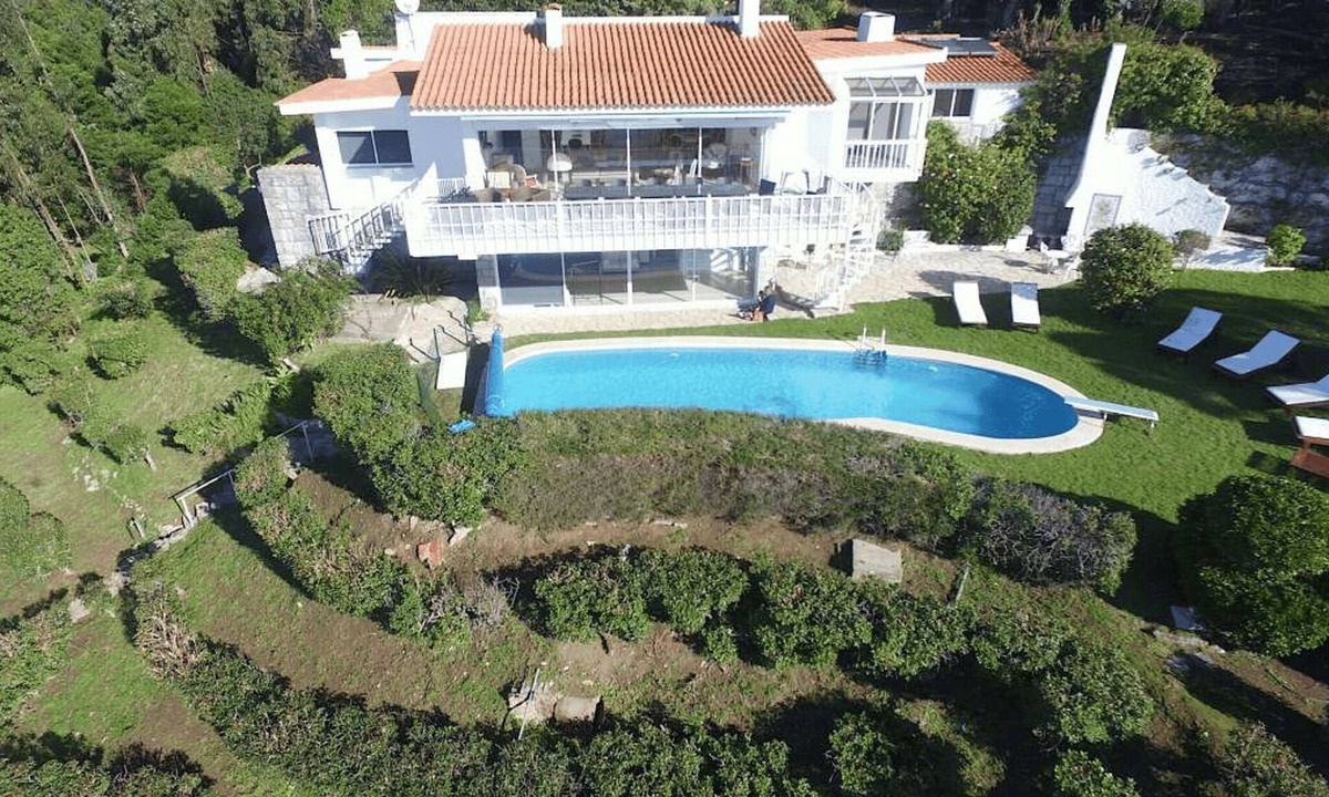 Monserrate Villa | Villa Akasia | 7 Bedrooms | Tennis Court | Stunning Sea Views | Perfect for Families