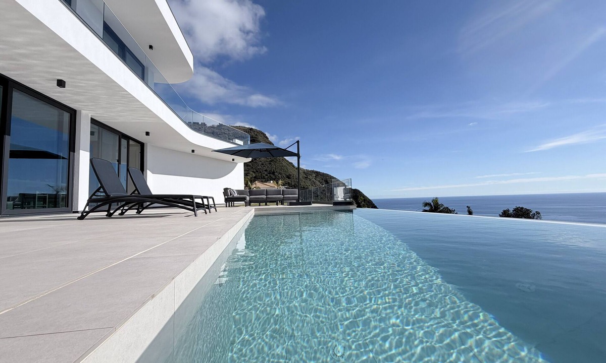 Arco da Calheta Villa | Villa Aqualento Luxury Villa with heated saltwater pool - 180° Ocean View