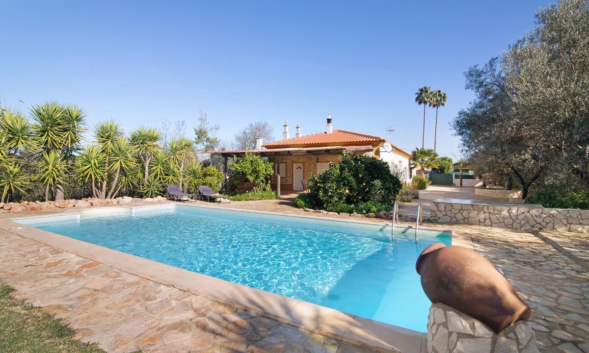 Albufeira Villa | Villa "Casa Palma" with Private Pool & 3 Private Terraces