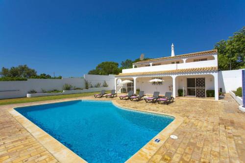 Almancil Villa | Villa Citrinos by Villa Plus