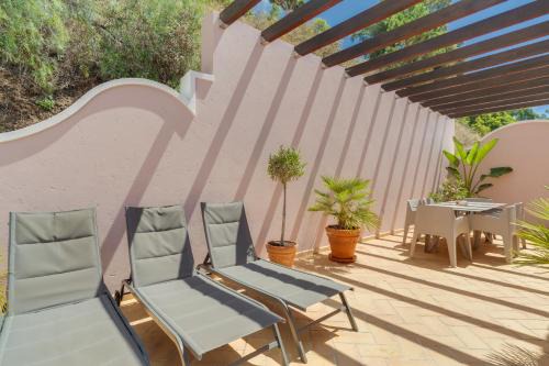 Sao Goncalo Villa | Villa Eve Palheiro Village by Holiday Rental Madeira