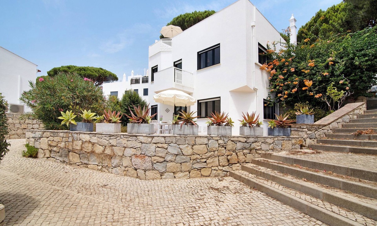 Vale do Lobo Villa | Villa 'Harlequin' with Sea View, Wi-Fi and Air Conditioning