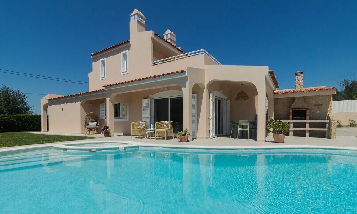 Boliqueime Villa | Villa Juliet - Recently renovated beach vacation villa with air conditioning and pool heating