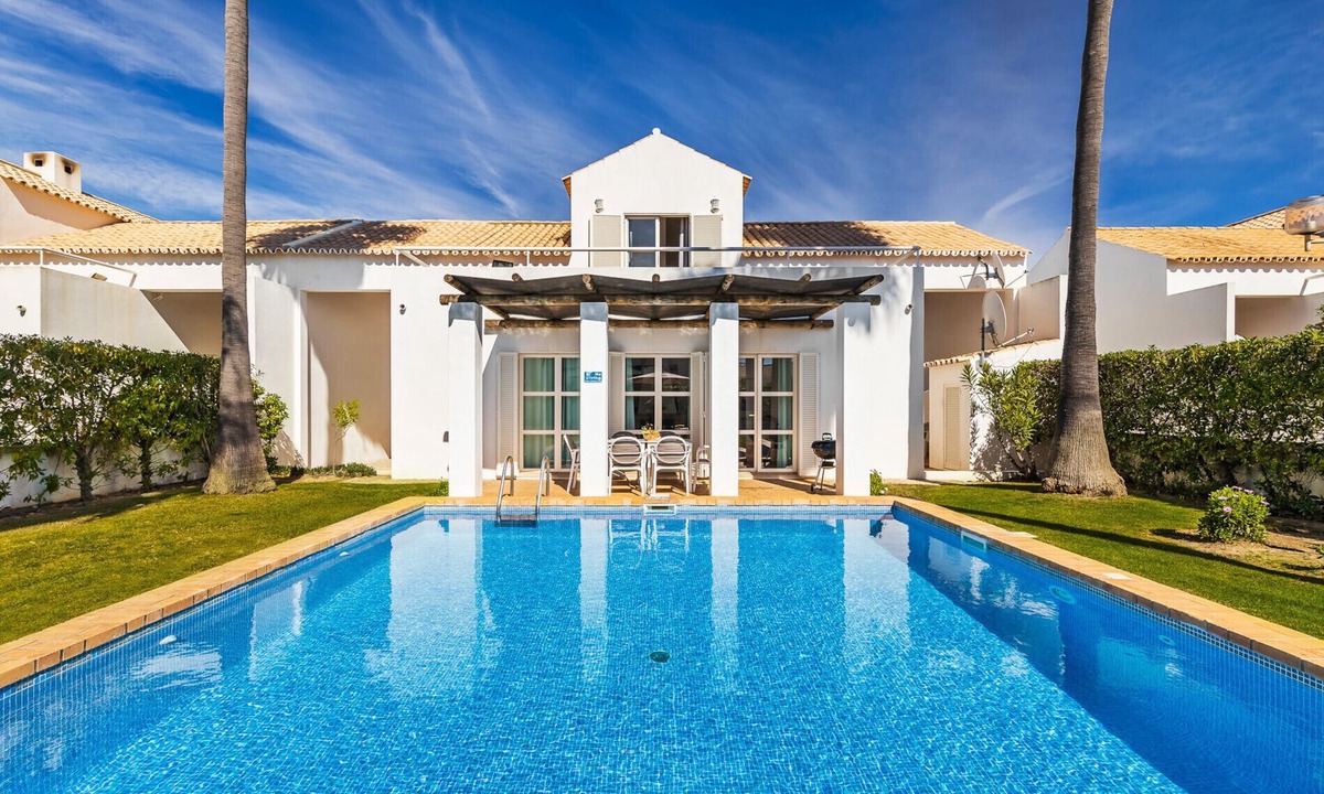 Gale Villa | Villa Luz do Atlantico, 100m from the beach- private pool