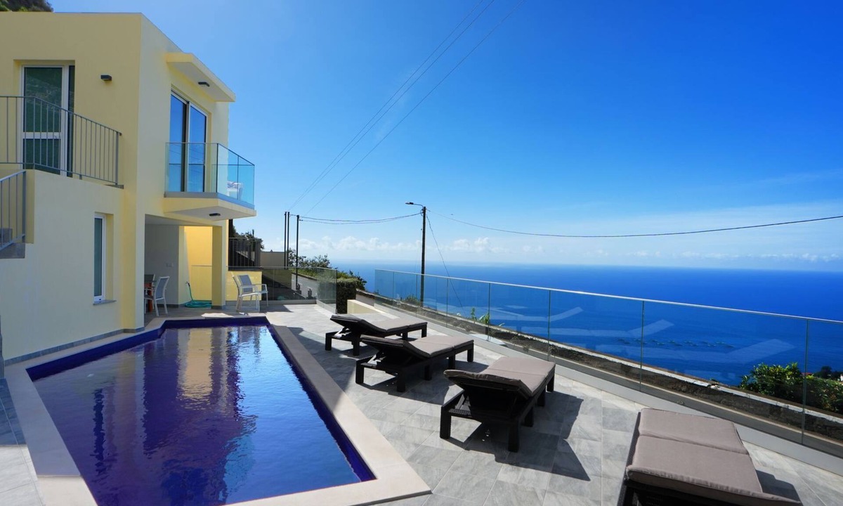Arco da Calheta House | Villa Wahoo by LovelyStay
