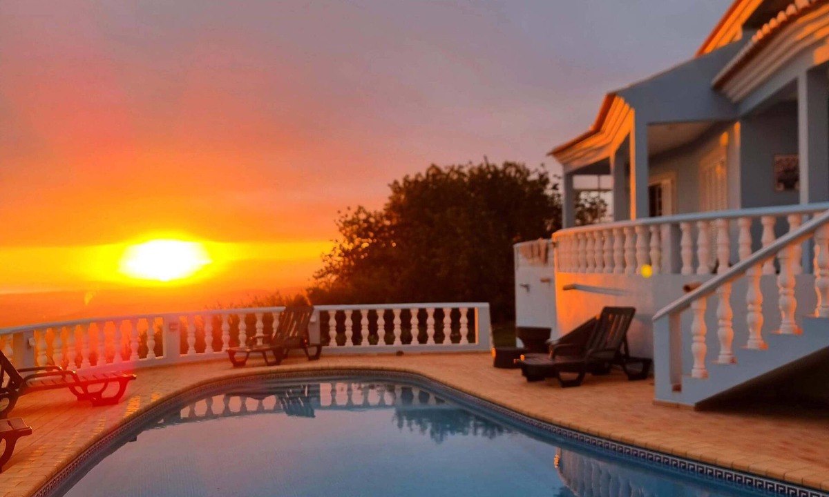Vale Judeu Villa | Villa with a privileged panoramic view