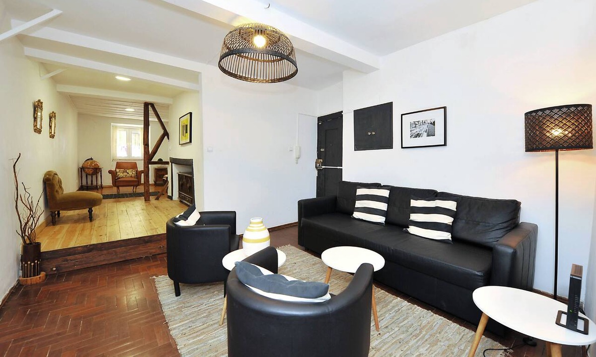 Bairro Alto Apartment | Vintage & Central Apartment in Bairro Alto