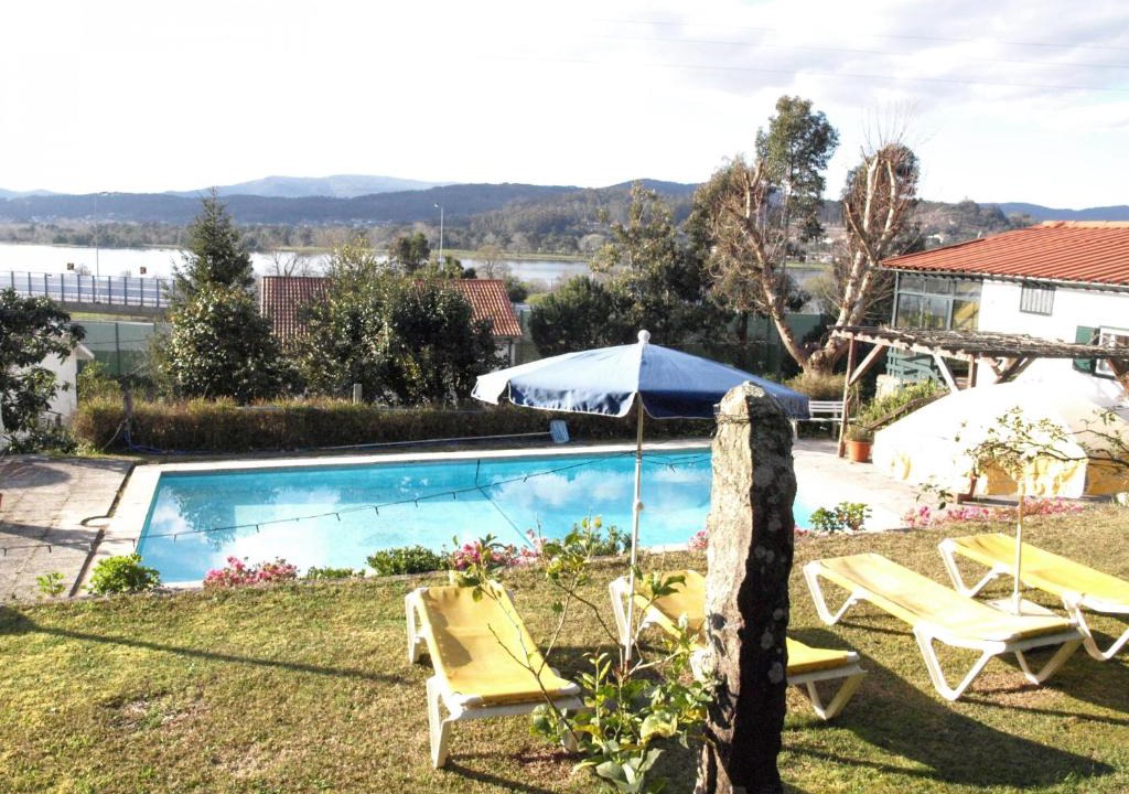 Lanhelas Villa | VNC13V4, encantadora casa e piscina, vista rio Min