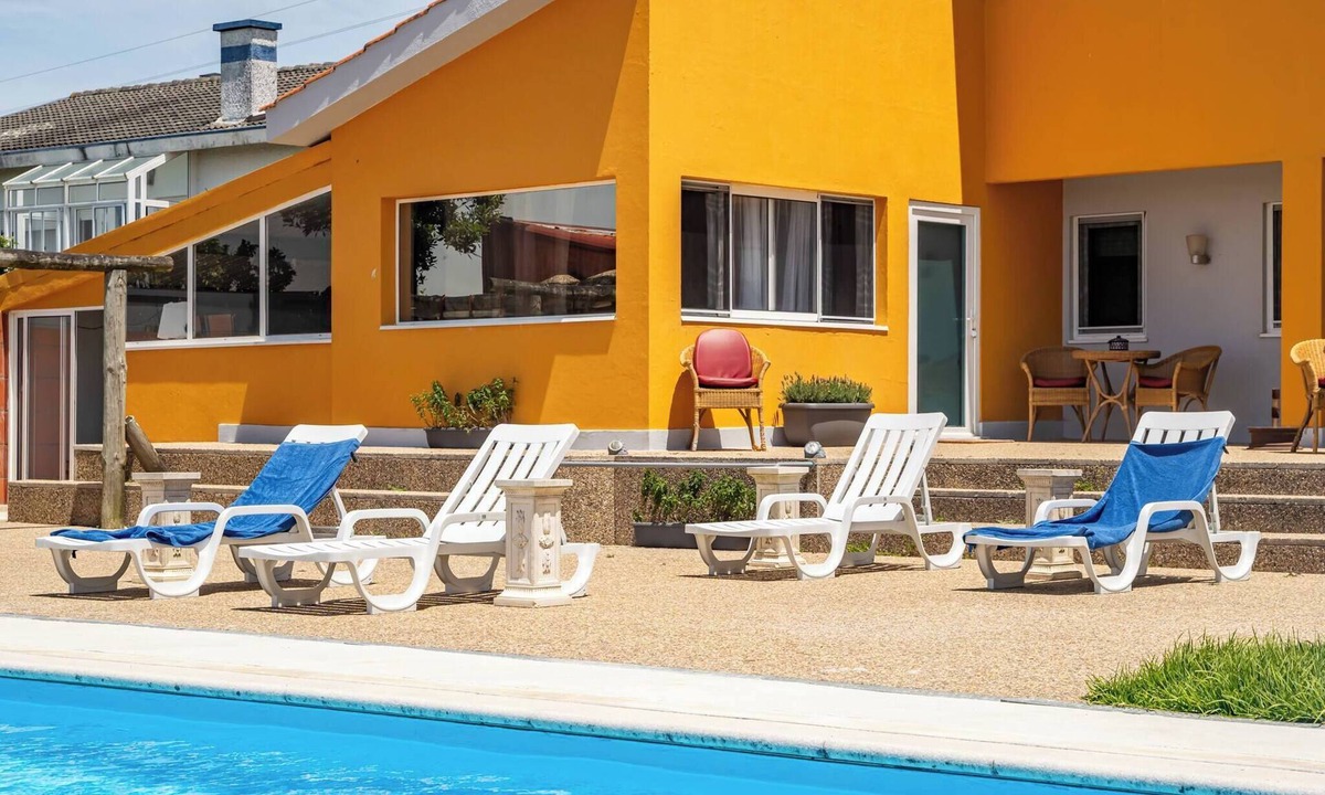 Angeiras Apartment | Wake up with the Sea Breeze- House with pool AP2