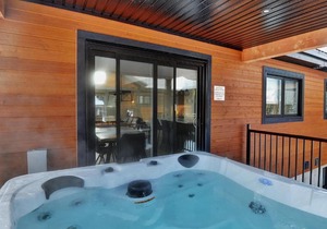 102 Chemin des Ruisselets in Stoneham