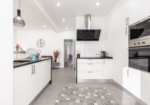 4BDR flat w/ unobstructed city views by ONDJO