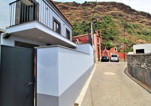 Studio with balcony