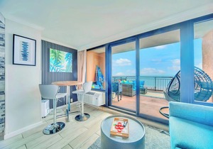 WOW Modern Direct Oceanfront Sundeck balcony Terrance condo. STUNNING in Myrtle Beach