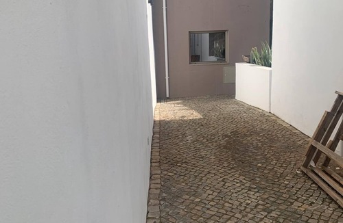 Se Villa | 2-bedroom villa in beautiful Faro with cool AC breeze