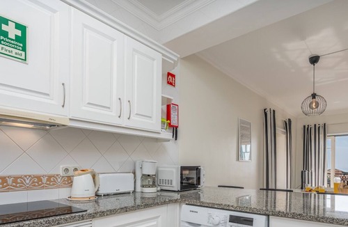 Oura Apartment | #274 Pedra dos Bicos T by Home Holidays