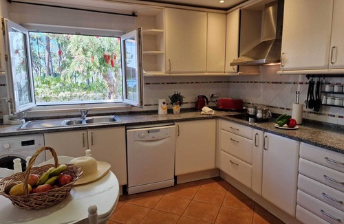 Aldeia das Acoteias House | 3 Bedroom Townhouse Close to the Beach+ Barbecue