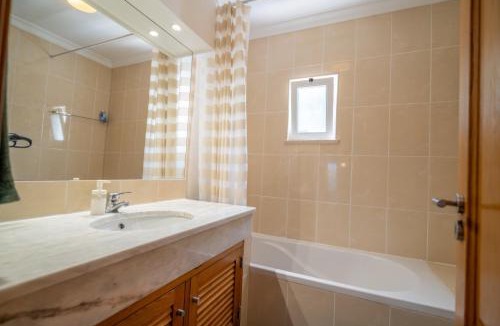 Alpouvar Apartment | 4 Resort pool, AC & gym by Algarve Dream Holidays