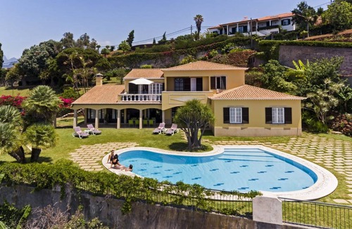 Sao Martinho Villa | 400 m² Villa ∙ 5 bedrooms ∙ 10 guests